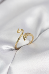Gold Renk Yılan Model Zirkon Taşlı Kadın Yüzük 5886