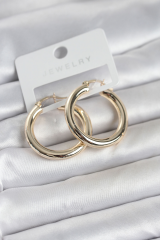 Gold Renk Pirinç Halka 30 mm Kadın Küpe 5886