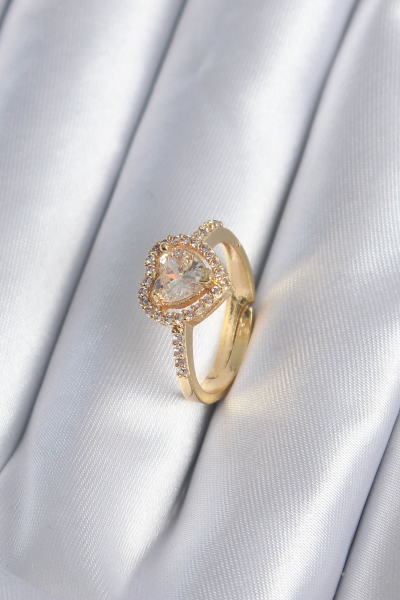 Pirinç Gold Renk Zirkon Taşlı Kalp Charm Model Kadın Yüzük 5886