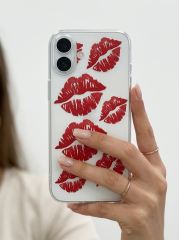 İphone 17 Kırmızı Dudak / Öpücük Desenli Şeffaf Telefon Kılıfı