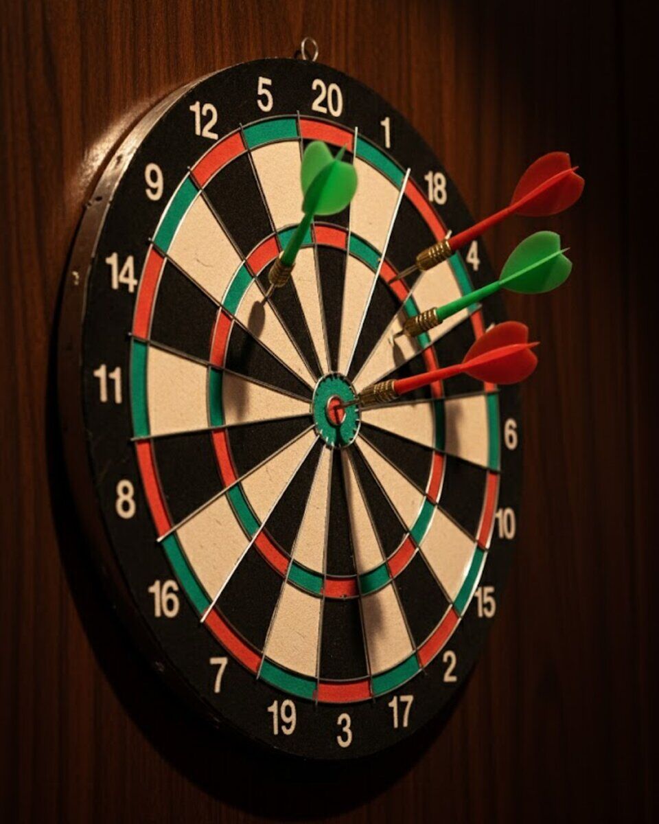 Kaliteli Ahşap 15 İnç Dart Tahtası Kolay Montajlı 4 Ok