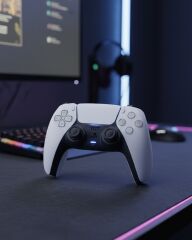 Kablosuz Oyun Kumandası PS5 İçin Titreşimli ve Konforlu Kullanım
