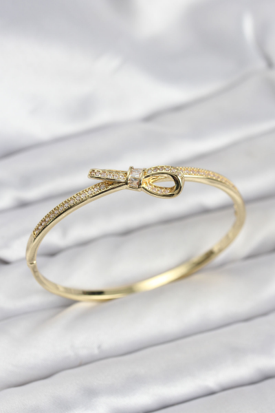 Pirinç Gold Renk Zirkon Taşlı Fiyonk Model Kadın Kelepçe Bileklik 5886